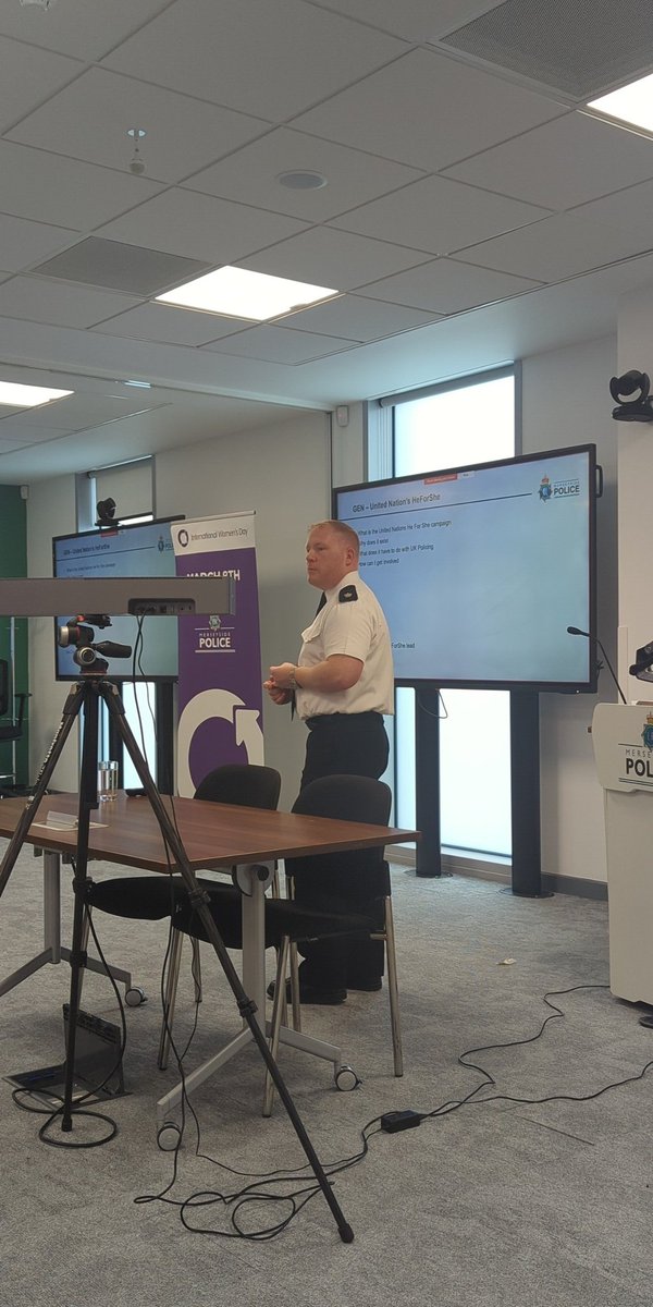 MerPolGEN's tweet photo. Saved the best to last, our very own Vice Chair T/Supt Rooney, talking about @HeForShe #InternationalWomensDay #InspiringWomen https://t.co/VMKig85GWO