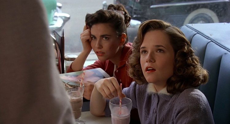 TheCinesthetic's tweet photo. Back to the Future (1985) https://t.co/8HeCixnk4U