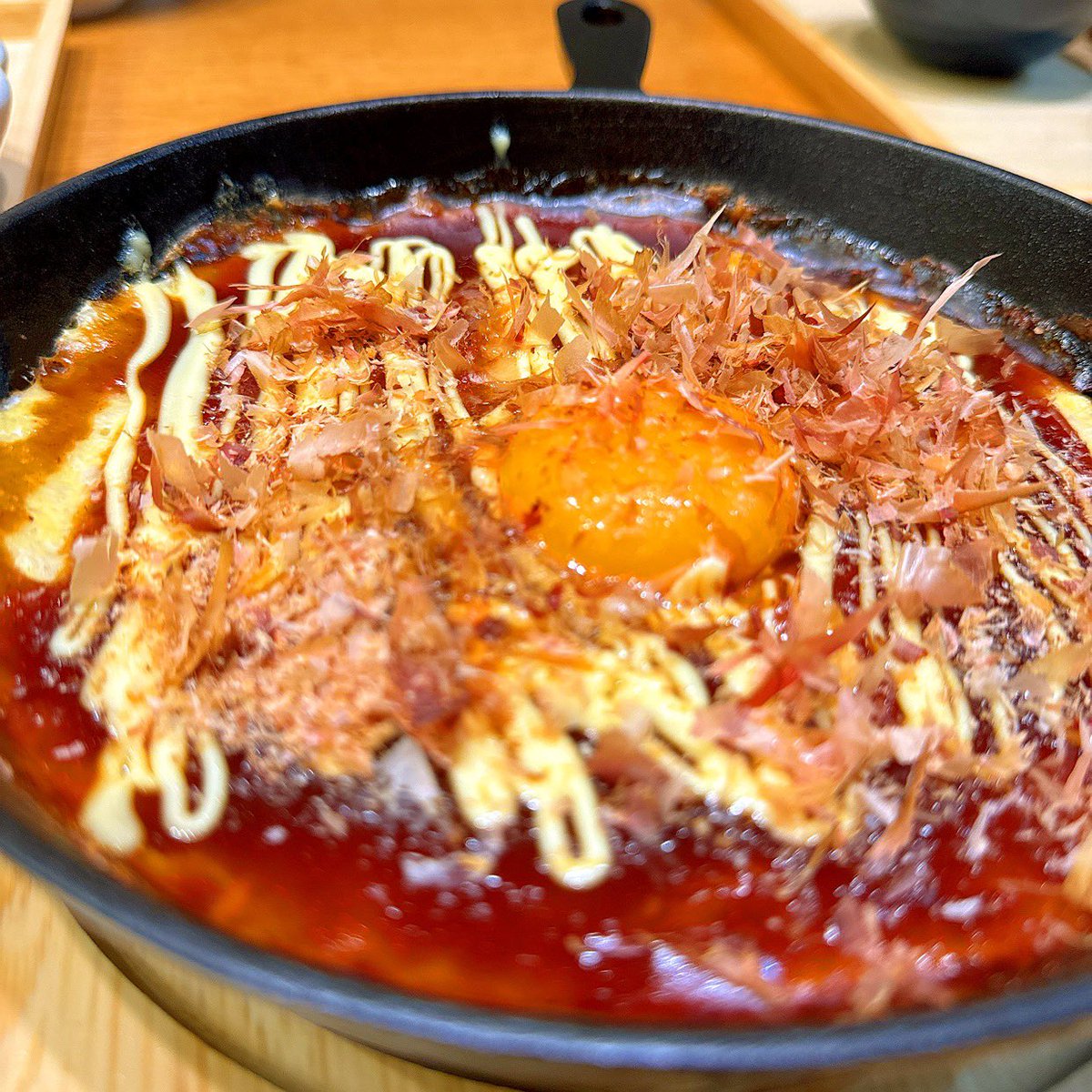 kero_gohan's tweet photo. 牛すじ煮込み、山芋鉄板、小松菜のふりかけ、キャベツとエノキの味噌汁。

居酒屋メニューだけど子どもの好物！

 #Twitter家庭料理部 #おうちごはん #居酒屋メニュー #定食メニュー #料理好きな人と繋がりたい #おうち居酒屋 https://t.co/Qijc2cGLrJ