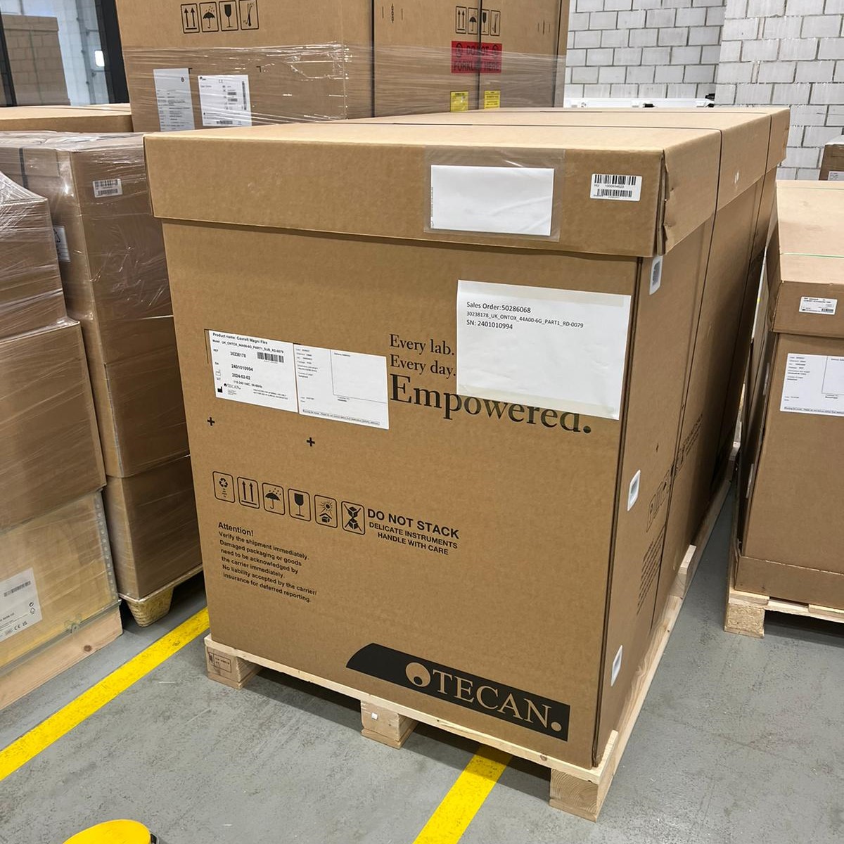nanopore's tweet photo. First TurBOT shipped and ready to go.

You'll be able to hear more about TurBOT at #ECCMID2024 and at London Calling 2024 (#nanoporeconf).

Learn more about TurBOT here: https://t.co/odZB90GBeD #WYMM https://t.co/7ytA7Rpb4l