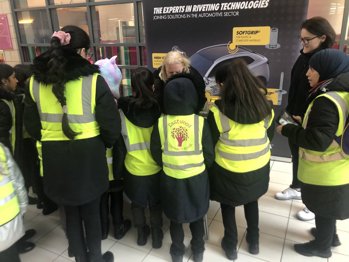 #IWD2024  lots of activities here <a href="/KeighleyCollege/">Keighley College</a> @PlumbLearning <a href="/GESIPA_UK/">GESIPA®</a>