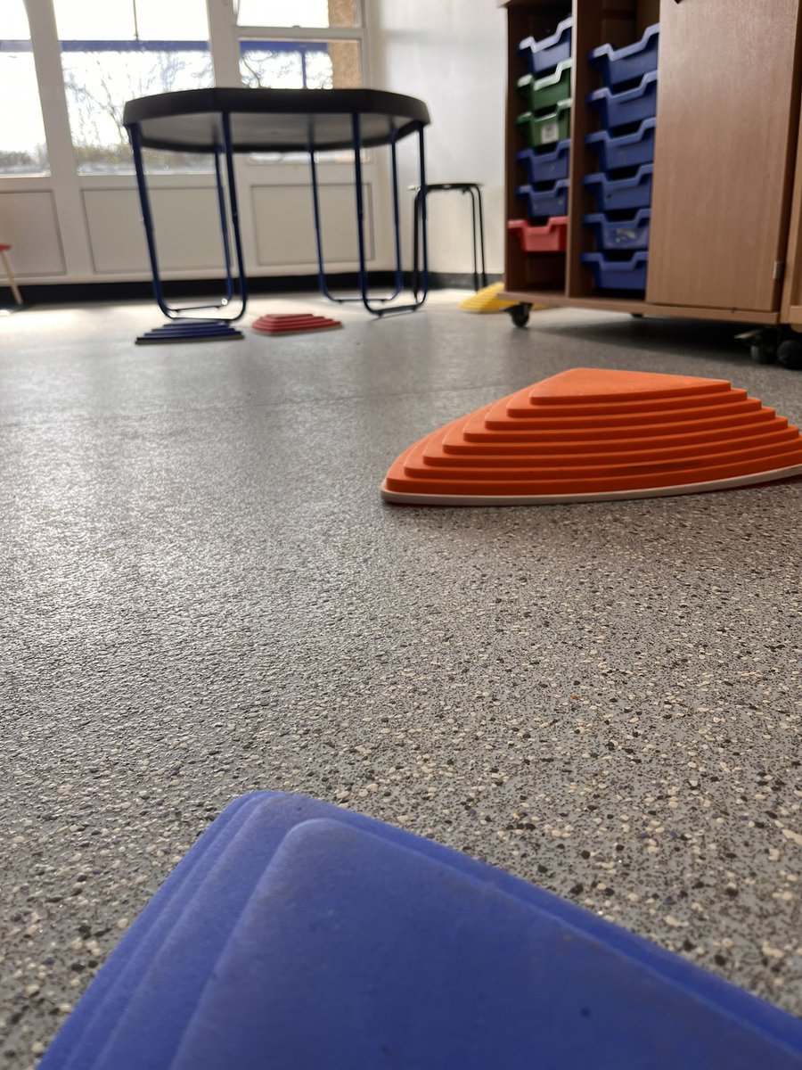 JFolkesJonesSPS's tweet photo. Friday morning HIVE. 
@SummerswoodPS @MrsParaskevaSPS 
@SpsWheatcroft https://t.co/d46p4r8sFh