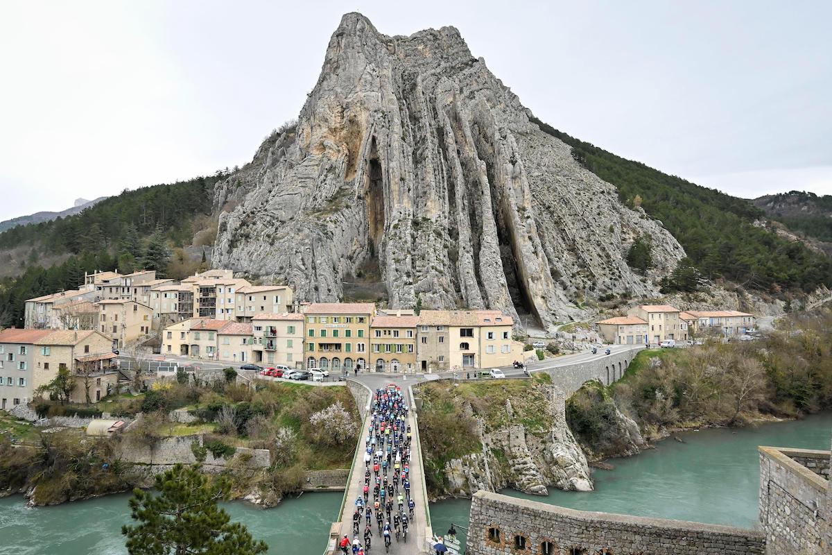 🏁155 km

⚡️ Zahlreiche Angriffe, aber auch nach über 40 km noch keiner erfolgreich. 

#ParisNice