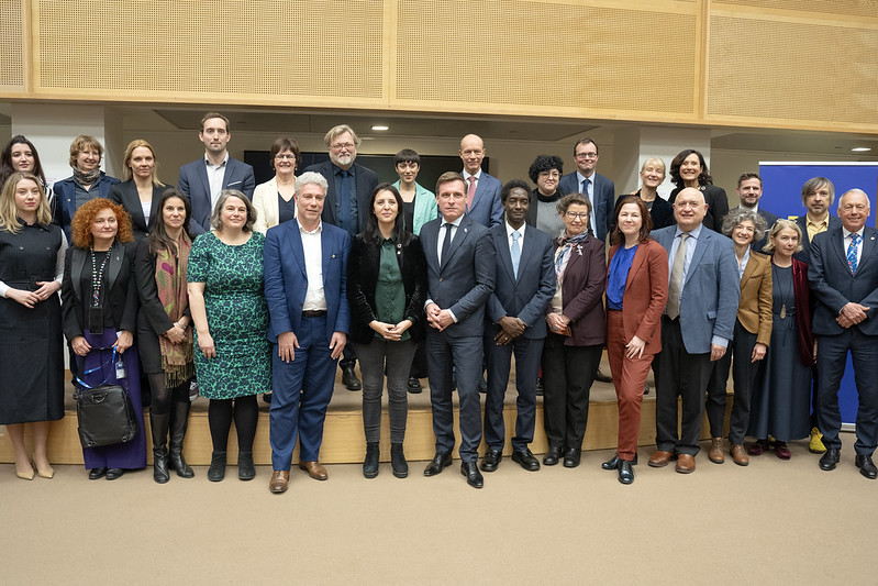SMEunited's tweet photo. #SME must be a firm building bloc of the green and #justtransition framework:
✅ provide regulatory certainty
✅ effective consultations
✅ ensure targeted support

▶️Read more: https://t.co/ooQHxFRc0G

#EU2024BE #JustTransitionEU
@KhattabiZakia https://t.co/AjeNFun7uS