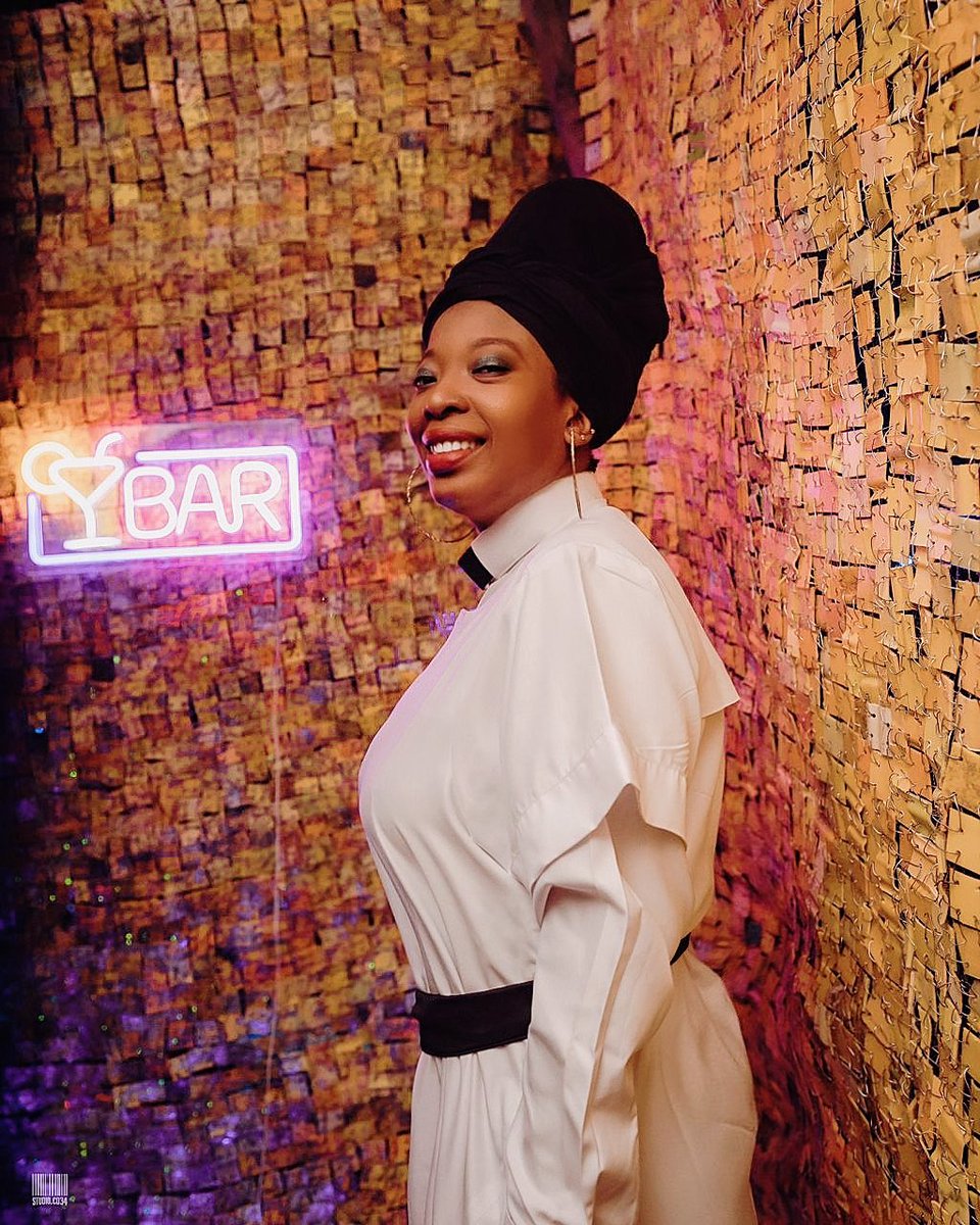 Happy WOMEN'S DAY. 💪🌹🔥🙌
_________________

Styled be.... <a href="/oldyblaq/">oldyblaq</a> 
✂️....... @quakulittle_fashion 
Back stage Kraapo music festival