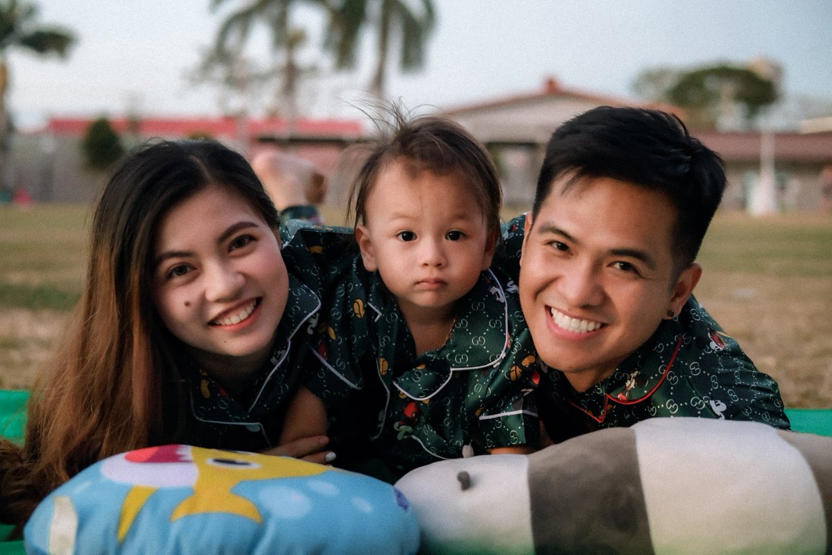 ericamaedagli's tweet photo. MY BEAUTIFUL FAMILY ❤️🥰 https://t.co/uGpNLFRd95