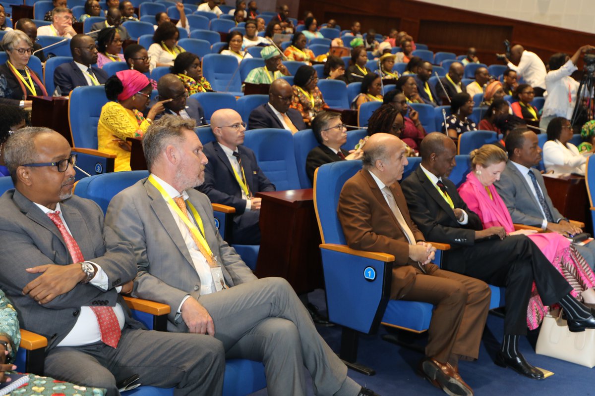 unfpa_benin's tweet photo. 🚨"Investir en faveur des femmes ♀️: Accélérer le rythme": C'est le thème de la Journée Internationale des Droits des Femmes 2024. 
Dans ce cadre, se déroule depuis hier à Cotonou le Forum National sur les Investissements au profit de la femme et du genre

#InternationalWomensDay https://t.co/eKkhSSv7wh