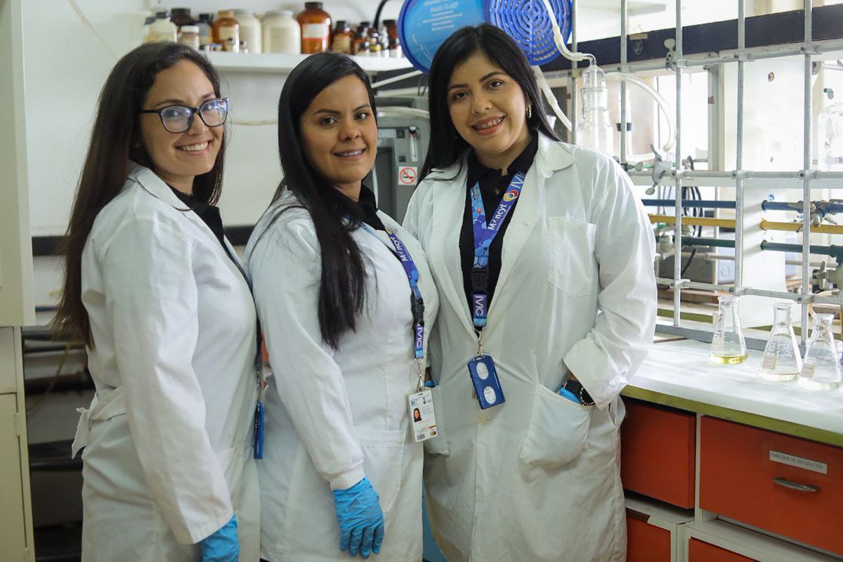#DeInterés | Este #8Mar, el Gobierno Bolivariano ratifica su compromiso con la vida de las mujeres venezolanas👩👩‍🦳

"Son reserva moral, garantía de bienestar y futuro de la Patria Bolivariana"🇻🇪

Conoce más➡️tinyurl.com/4rc5mrjk

#VenezuelaMujer
