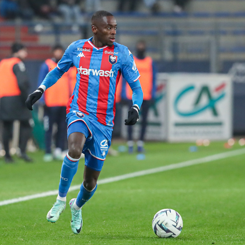 SMCaen's tweet photo. 🏡 @SMCaen invaincu à domicile depuis le 30 septembre 

🚌 @ParisFC invaincu à l'extérieur depuis le 23 septembre 

#SMCaen #TeamSMC #SMCPFC