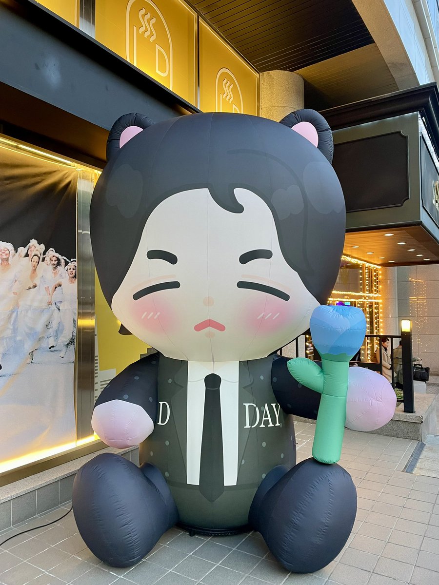 tjsugarbee's tweet photo. First fan cafe experience 💜 @luckyducky_cafe 
Happy Birthday Yoongi! 🎂✨ https://t.co/WgxqnGvnyS