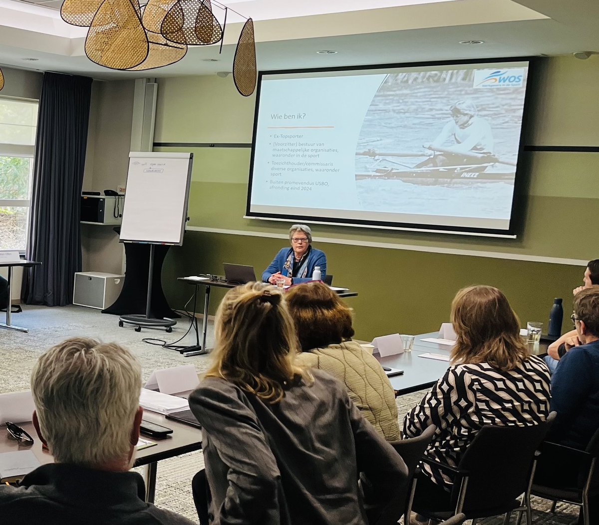Een Masterclass gegeven over #Governance in de sport voor de WOS. Uiteraard over opties verschillende besturingsmodellen waaronder One-tier-board. Benadrukt dat naast structuur cultuur belangrijk is in ordentelijk #besturen en #toezichthouden!