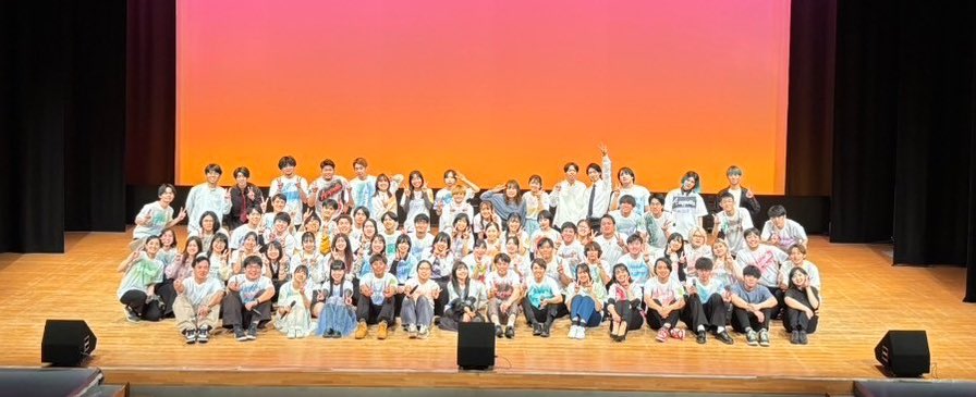 ryudai_aca's tweet photo. 昨日、琉球大学アカペラサークル♩うたゆん♩2023年度定期公演が終了しました！
4ヶ月以上かけて出演者全員で作り上げたこの公演はかけがえ���ない思い出となりました🥳
会場に足を運んでくださった方、配信で見てくださった方にここで感謝の気持ちを伝えさせて下さい。
本当にありがとうございました！ https://t.co/AVAHEYslP9
