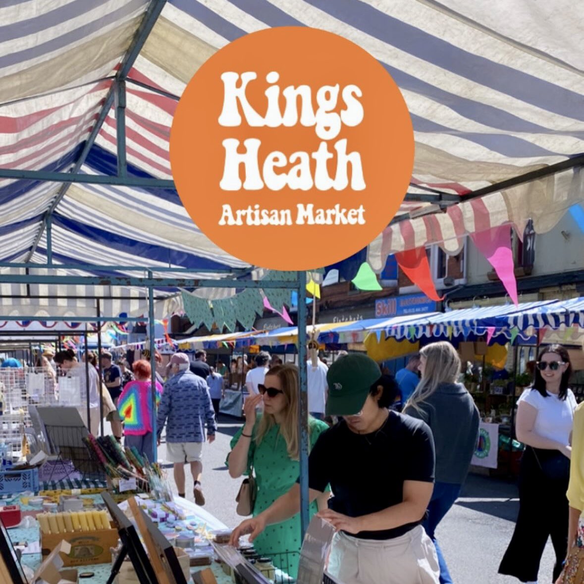 IT’S BACK! Kings Heath’s York Road will be filled with interesting stalls from all sorts of great local creatives, crafters and makers of good things this SUNDAY 10-3pm. I’ll be there with my art prints of Brum 🧡 #brum #kingsheath #birmingham