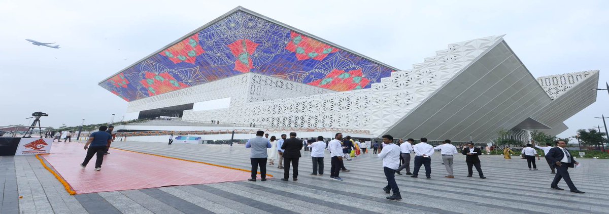 The venue for the National Symposium on World Homoeopathy Day 2024 is (India International Convention &amp; Expo Centre), Dwarka 
Register now and save your seat: whdccrh.org
<a href="/iicc_dwarka/">Yashobhoomi</a>
iiccnewdelhi.com