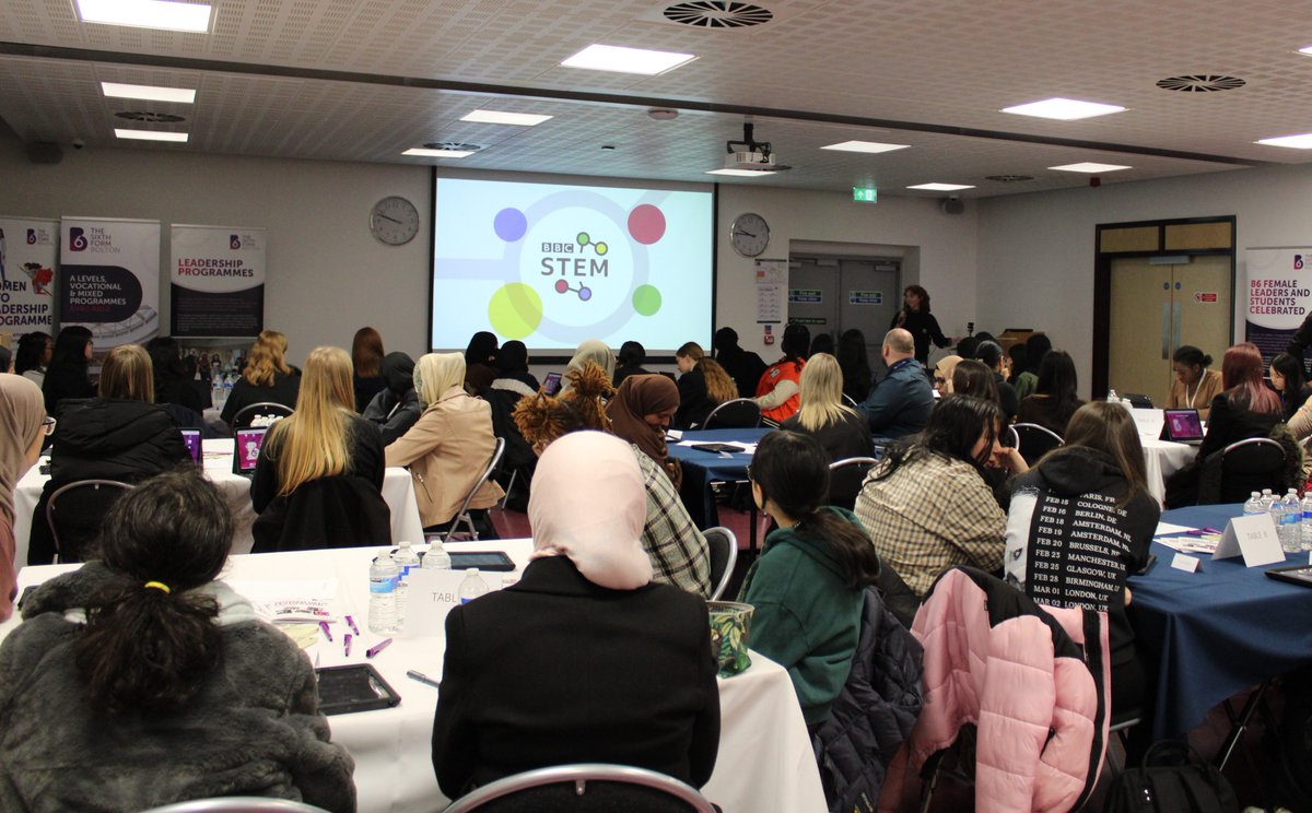 It's International Women's Day #IWD! At B6, we're passionate about helping our female students to smash glass ceilings with our Women into Leadership Programme. Our female students recently took part in a fantastic Women in Tech event Full story: bit.ly/43aDWIn @HPE