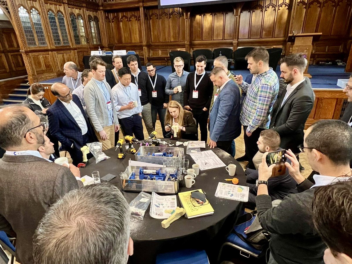 Leela Biant (@leelabiant) on Twitter photo Teaching osteotomy on international women’s day @baskonline <a href="/BritOrthopaedic/">BOA</a> <a href="/MFTnhs/">MFT NHS</a> <a href="/BOTA_WinS/">BOTA Women in Surgery</a> <a href="/OrthoWomen/">W.ORTH Women in Orthopaedics</a> @CartilageRepair Teaching osteotomy on international women’s day @baskonline <a href="/BritOrthopaedic/">BOA</a> <a href="/MFTnhs/">MFT NHS</a> <a href="/BOTA_WinS/">BOTA Women in Surgery</a> <a href="/OrthoWomen/">W.ORTH Women in Orthopaedics</a> @CartilageRepair