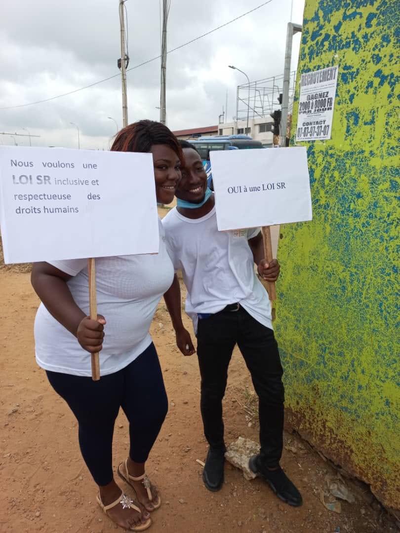 𝐋𝐚 𝐂𝐨̂𝐭𝐞 𝐝’𝐈𝐯𝐨𝐢𝐫𝐞𝐧𝐞 𝐝𝐢𝐬𝐩𝐨𝐬𝐞 𝐭𝐨𝐮𝐣𝐨𝐮𝐫𝐬 𝐩𝐚𝐬 𝐝’𝐮𝐧𝐞 𝐥𝐨𝐢 𝐞𝐧 𝐬𝐚𝐧𝐭𝐞́ 𝐝𝐞 𝐥𝐚 𝐫𝐞𝐩𝐫𝐨𝐝𝐮𝐜𝐭𝐢𝐨𝐧.  
L’adoption d'une loi sur la SR nous permettra d'avoir le droit à la santé et au contrôle des fonctions de notre reproductions.
#8mars