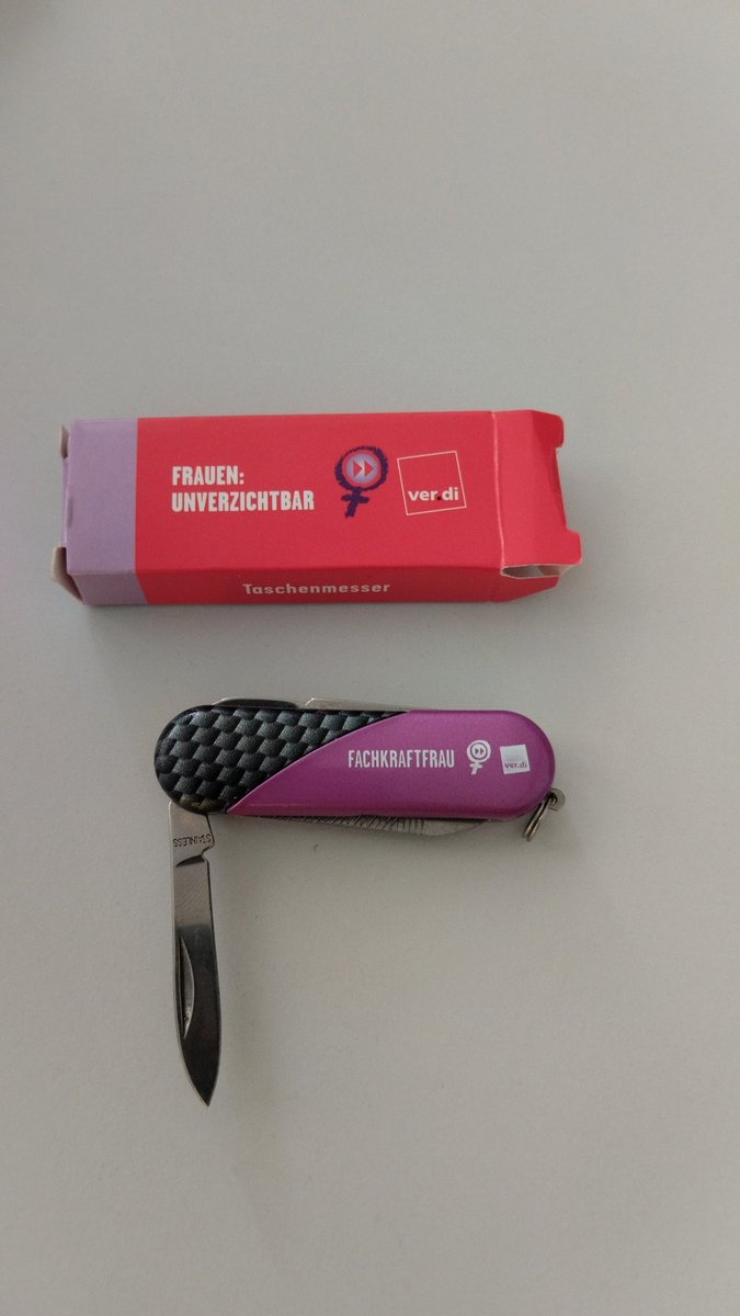 Bummel_Fee's tweet photo. Danke @_verdi, der Begriff Feministischer Kampftag bekommt damit eine ganz neue Bedeutung ✊🏻 So könnte man natürlich auch die Frauenquote erhöhen.... https://t.co/iyPKNKAOi7