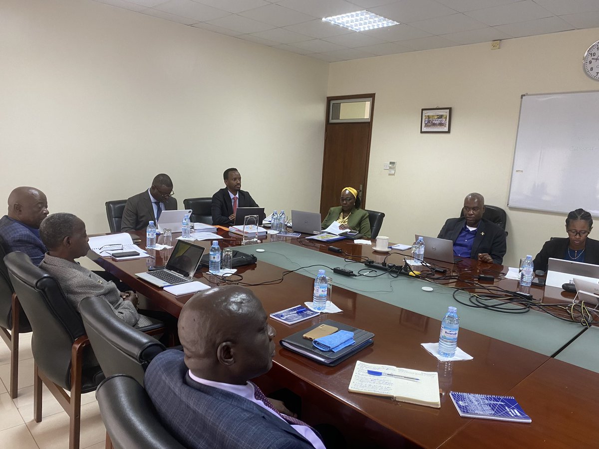CASSOA held its 65th board meeting with DG @officialtcaa as the chairman of the board and 4 other CAAs @aacb2019 @CAA_Kenya @UgandaCAA and @RwandaCAA in attendance there was also the SG of @Afcac_Cafac the Regional Director of @icaoesaf and a representative of the @jumuiya SG