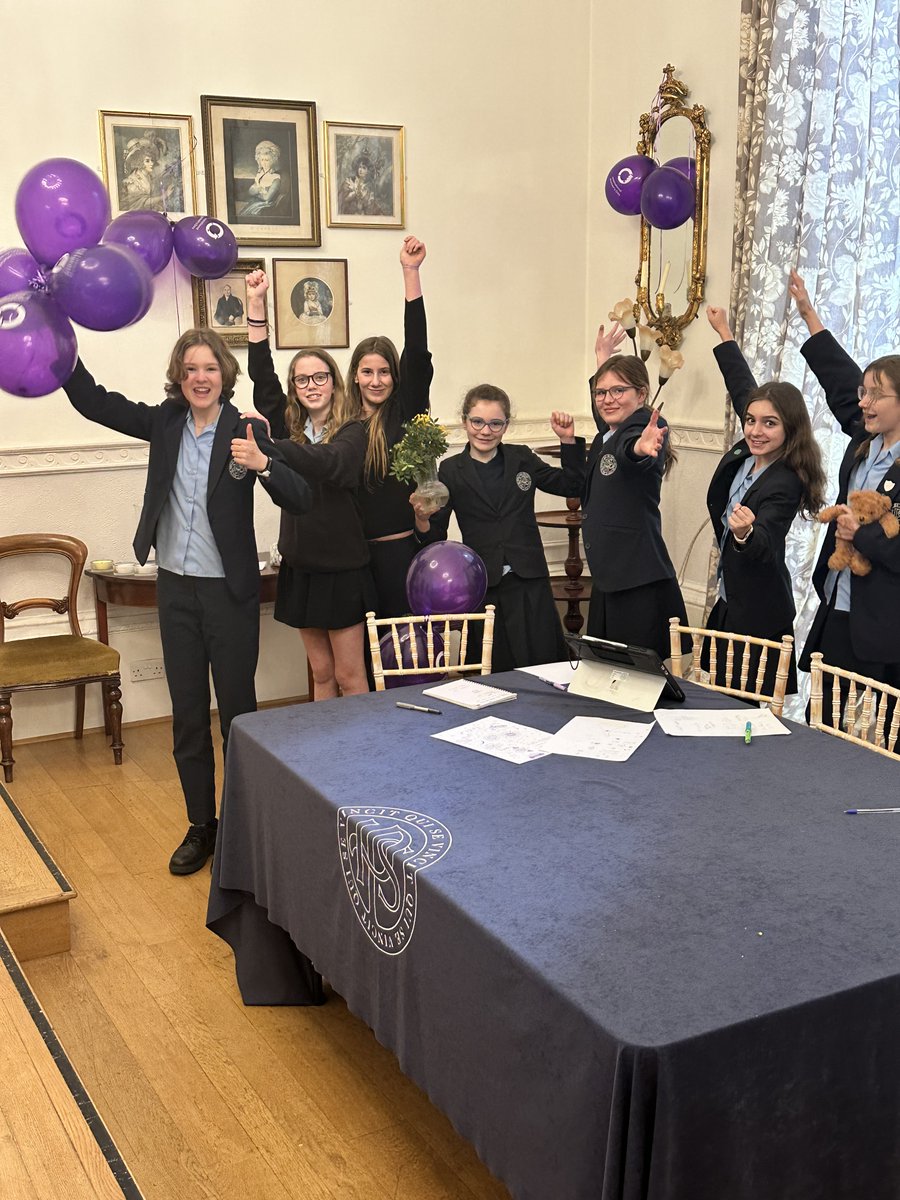 Happy #InternationalWomensDay from our brilliant lit quiz teams @IbstockSenior who enjoyed competing in the #NRCQuiz2024 @Literacy_Trust We had great fun and our A Team was delighted to finish second!👏💜📚😀@RegencyBookshop @Dickinson_Matt
