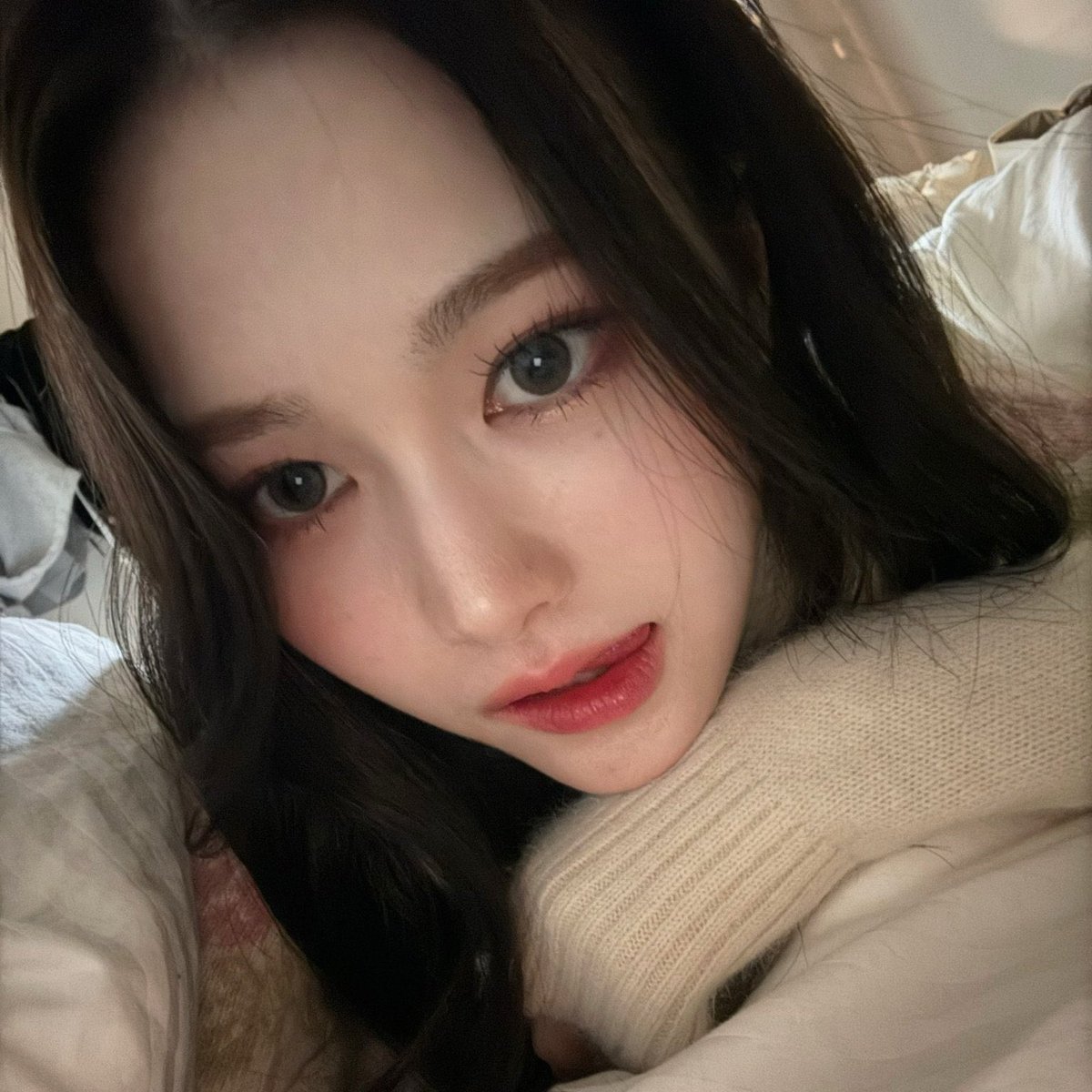 MayuDaily's tweet image. •. Please WAVs vote for Mayu on The app "Idoki" 💖

If she gets 1st or 2nd on The ranking she can get Billboard ads on Osaka and If she gets 250.000 votes Until March 20th and is one of The artists With highest number Of votes she can get a Birthday Cafe on Tokyo and Osaka+