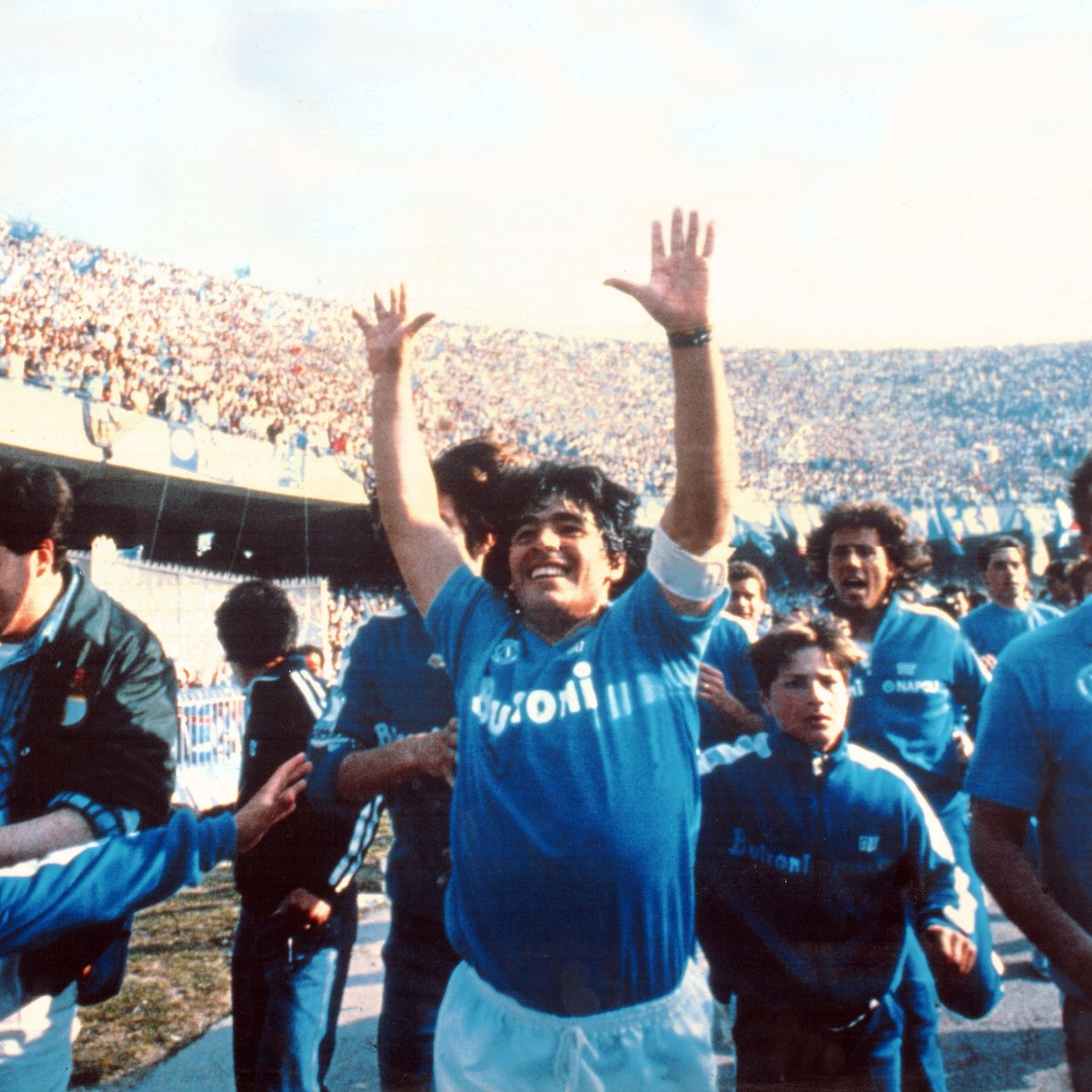 Porque sabemos lo que es tener a Goku jugando en tu equipo. #ドラゴンボール

DEP. Akira Toriyama. ✊ 🇯🇵 #鳥山明