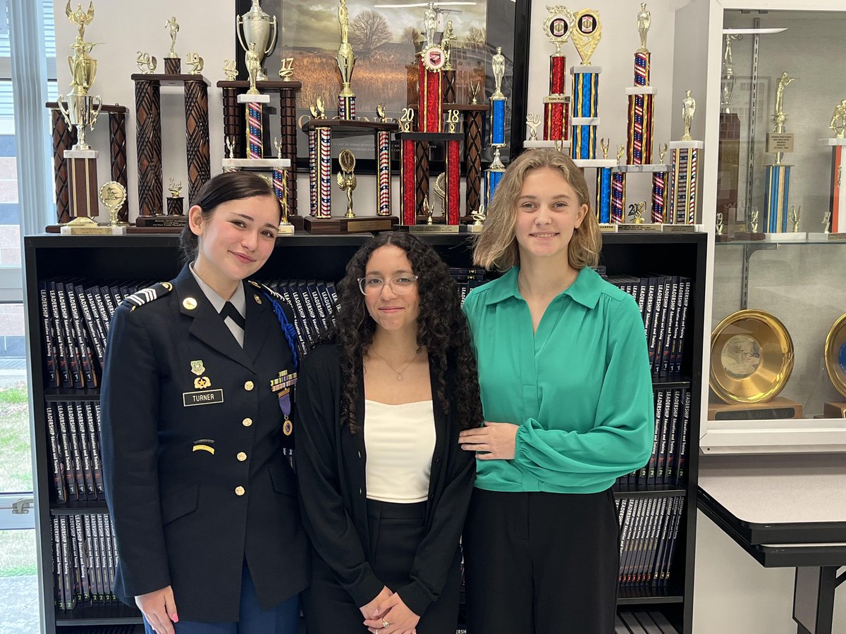 Congratulations to Leriam Rios-Rosa, Annabelle Evans and Arianna Turner for selection to participate in the 2024 Texas Girls State at the State Capitol in Austin. This is a great opportunity!