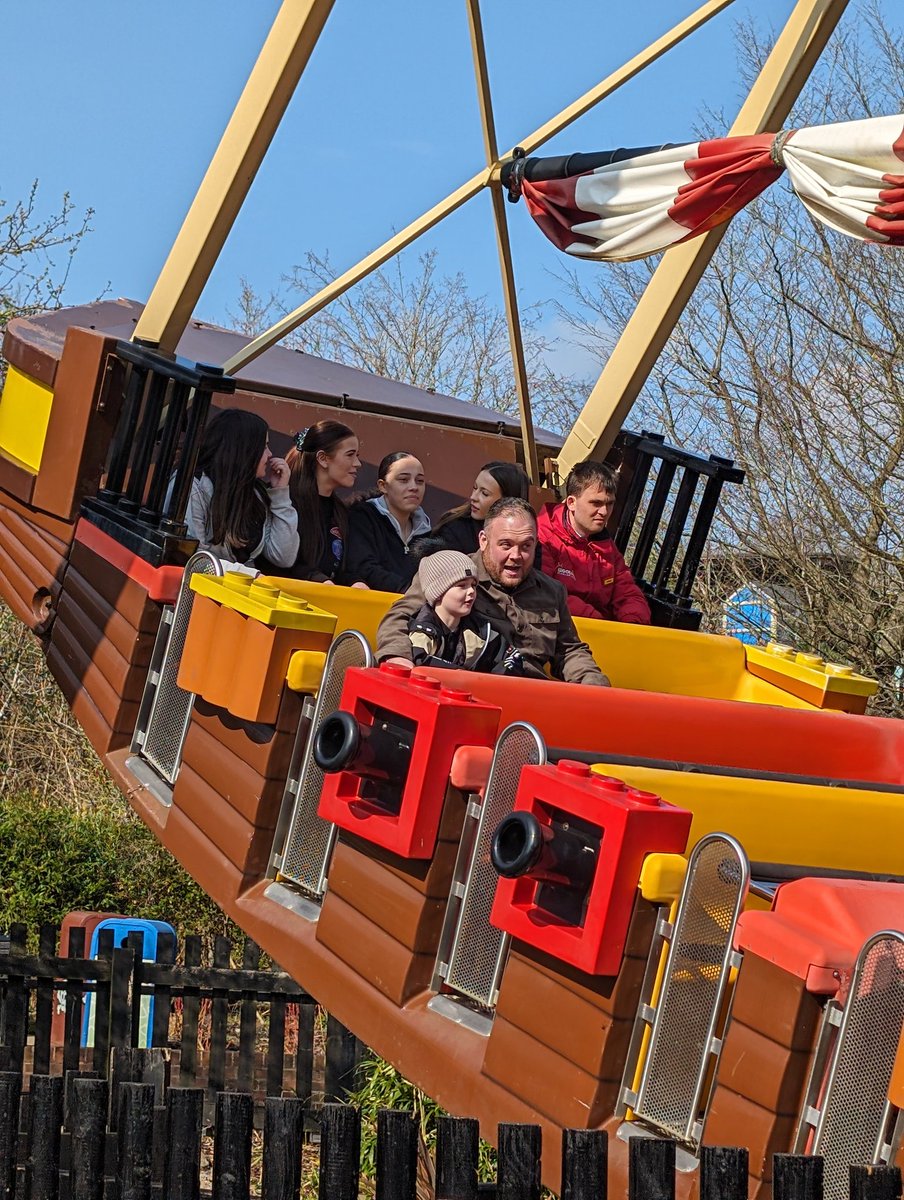 MCABHC's tweet photo. More fun at @LEGOLANDWindsor https://t.co/DKwheKLThy