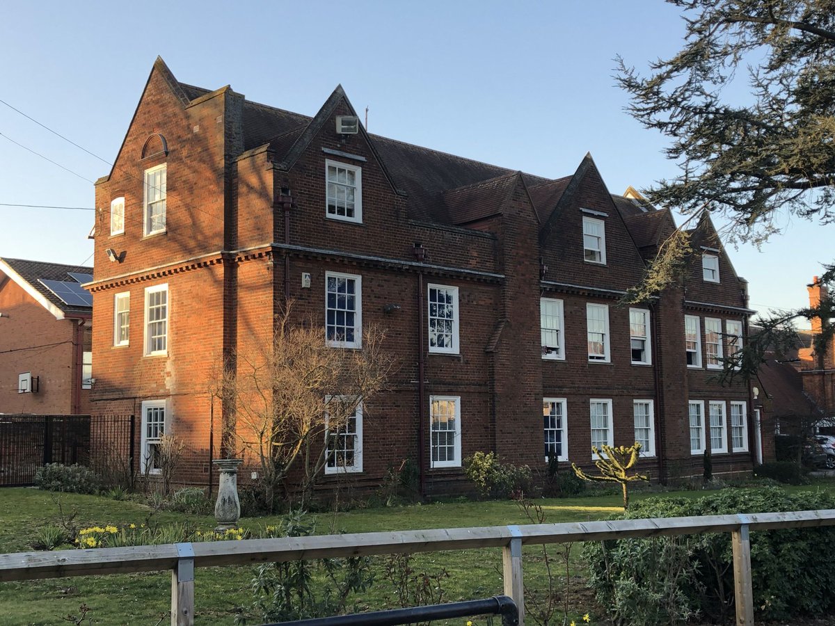 Are you looking for a new challenge? We have a vacancy for a Lead Teacher of Economics, with responsibility for teaching Economics at Key Stage 5, to join us in Sept 24. The ability to teach Business Studies would also be an advantage. More details below.
mynewterm.com/jobs/139154/ED…