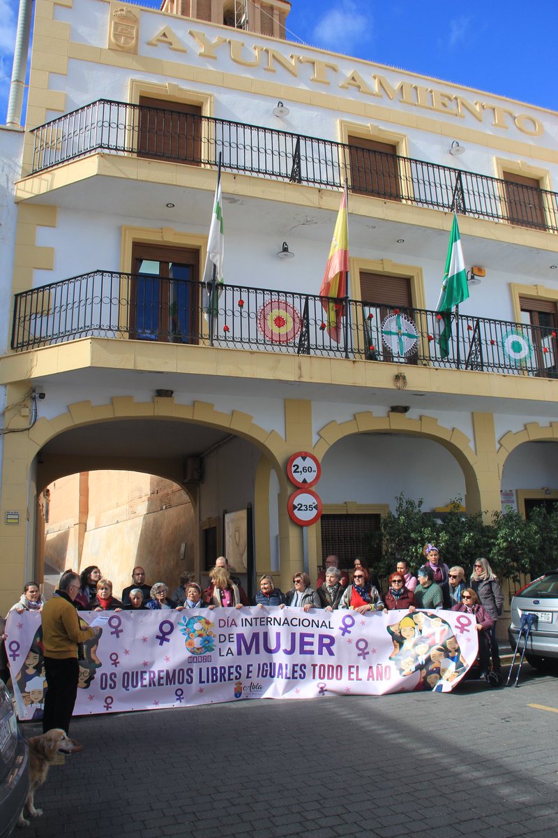 AytoAbla's tweet photo. 🟣DÍA INTERNACIONAL DE LA MUJER.
📄Con motivo del Día Internacional de la Mujer se ha leído esta mañana el manifiesto de la Federación Española de Municipios y Provincias, renovando un año más, el compromiso de promover la igualdad de género.
#8M
#Abla
#Almeria
#DiaDeLaMujer https://t.co/M34atcGMeV