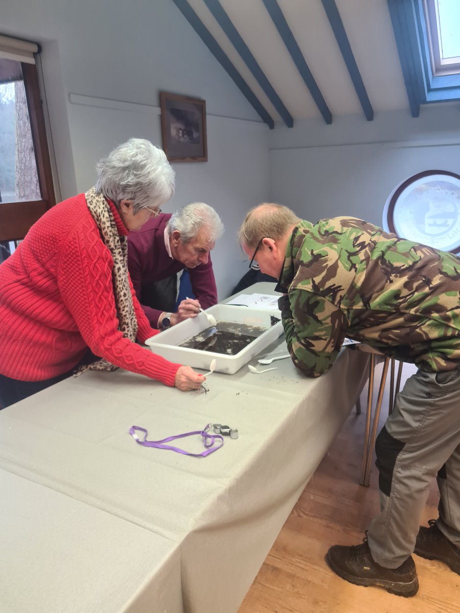 Rachel, our #Lakes #CitizenScience Officer, has been at Rudyard Lake in Staffordshire delivering a #Lakefly workshop. A great turnout with 10 potential citizen scientists trained, and some great lake finds, too - Rachel’s highlight was finding some Anglers Curse mayflies! 💙