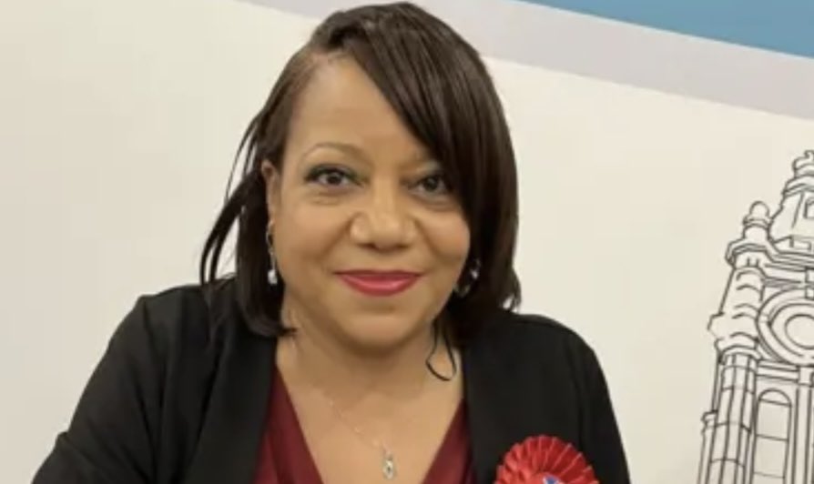 Brenda Dacres has made history by becoming the first black woman to win a directly-elected mayoral role in the UK. She is now the mayor of Lewisham borough 👏🏾👏🏾👏🏾londonnewsonline.co.uk/news/lewisham-…