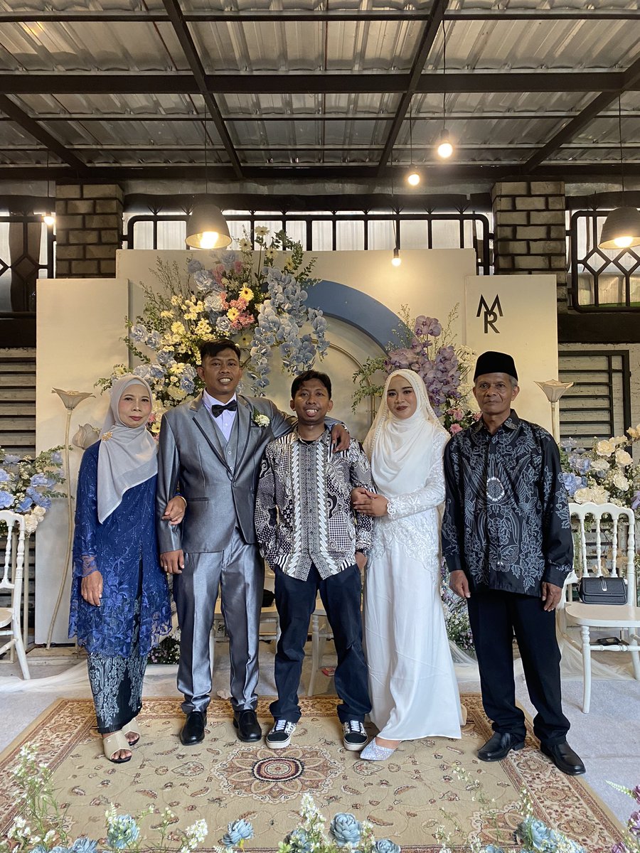 sama bang 😂🙏🙏