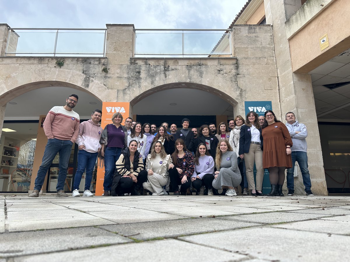 HotelsViva's tweet photo. ¡Hoy y cada día, gracias a todas! Gracias por ser la fuerza y la inspiración de muchos de nosotrxs.💜​
Hoy ponemos en valor a todas aquellas mujeres que lucharon y que a día de hoy siguen luchando por nuestros derechos.
Gracias a todas ellas por marcar la diferencia. 💐​
#8Marzo https://t.co/N49T7MQh7b