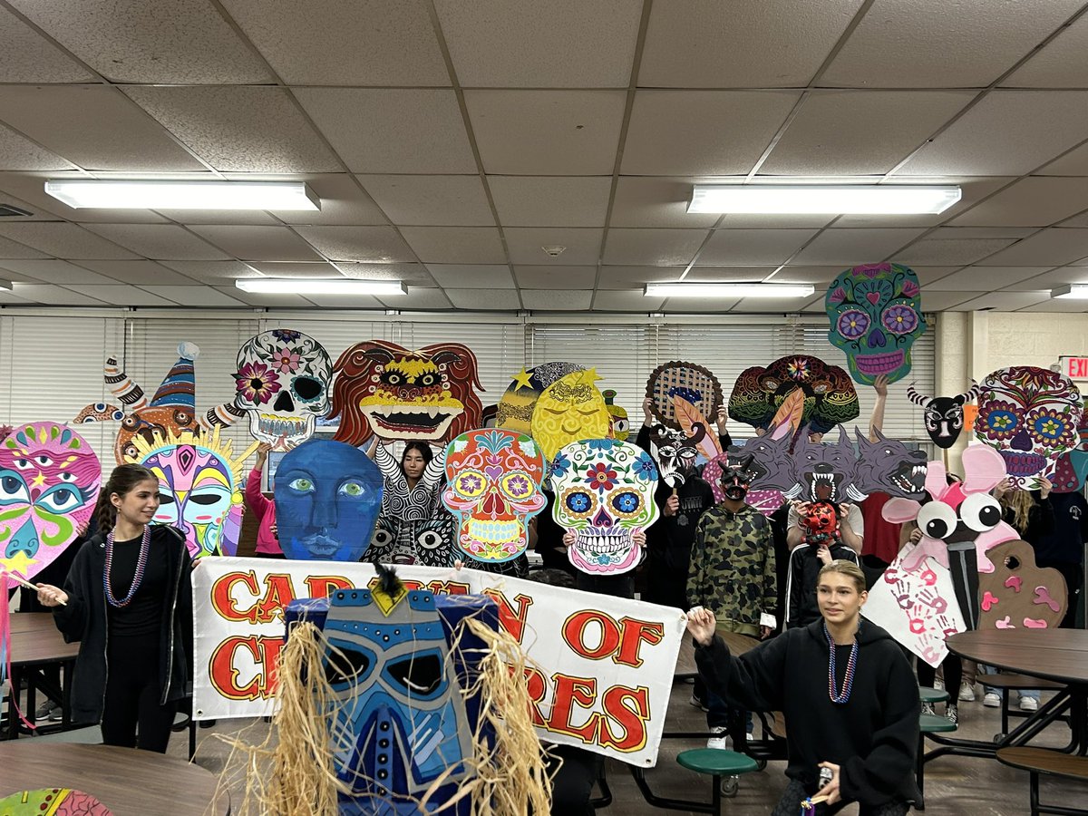 VMMSART (@vmmsart) on Twitter photo Another successful District Arts Festival in the books! Beautiful artwork and awesome performances! <a href="/VMMSMustangs/">Veterans Memorial Middle School</a> Another successful District Arts Festival in the books! Beautiful artwork and awesome performances! <a href="/VMMSMustangs/">Veterans Memorial Middle School</a>