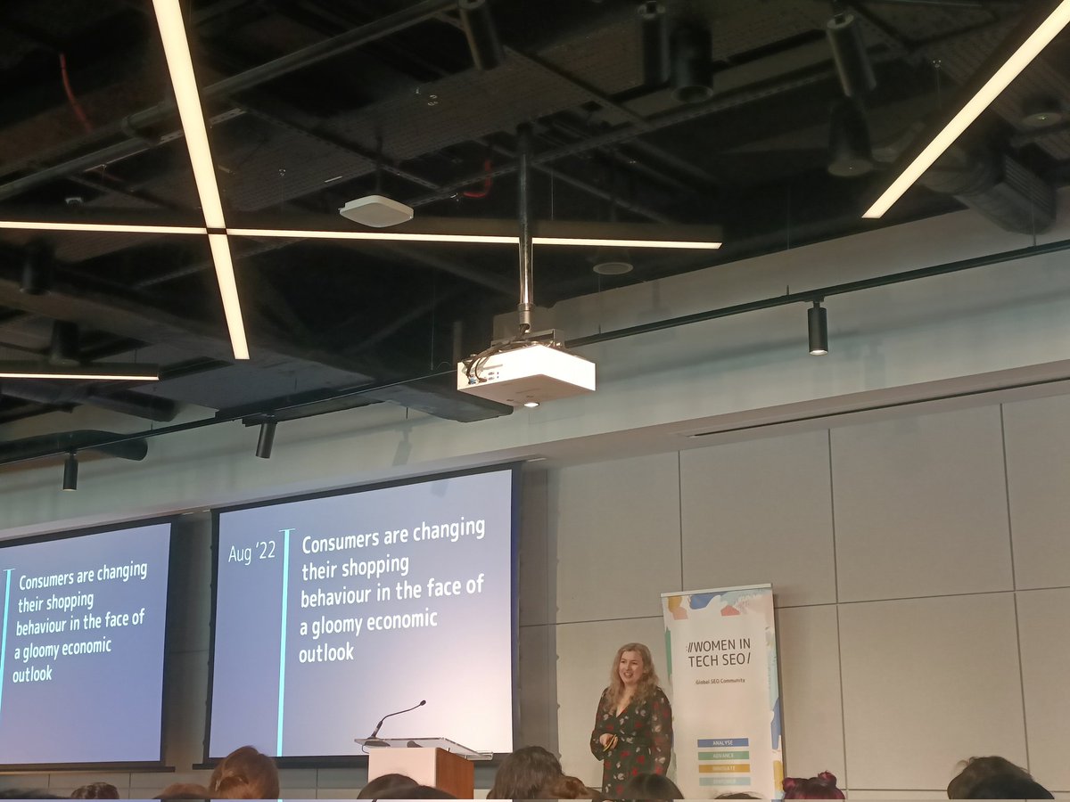 Session two of the #WTSFest is well under way  <a href="/elr_digital/">Emma</a> <a href="/joyannboyce/">Joyann</a> 💫
#WTSFest #danielletakesoveroncrawl