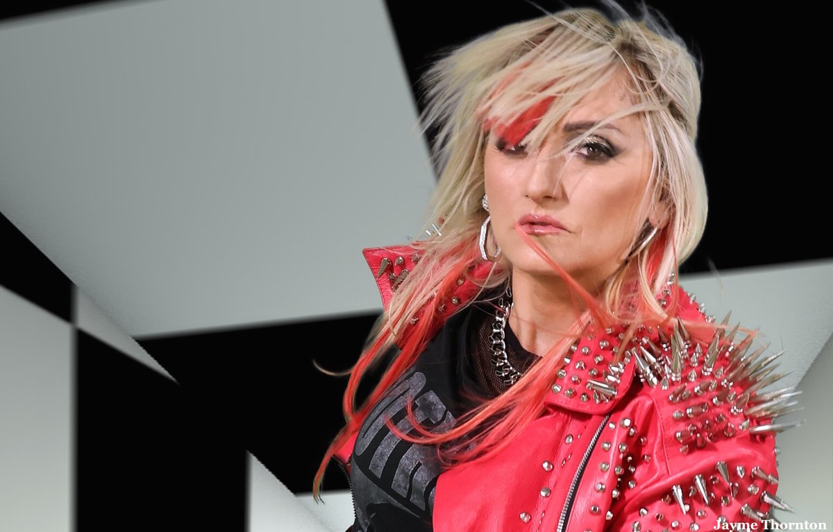 I caught up with Gina Volpe, who discussed her new solo album, as well as some Lunachicks history, how the band experienced music industry sexism in the ‘90s, &amp; how that #sexism is still present today on #Spotify. Check it out!

tinyurl.com/GinaVQA

#music #nyc #rock #punk