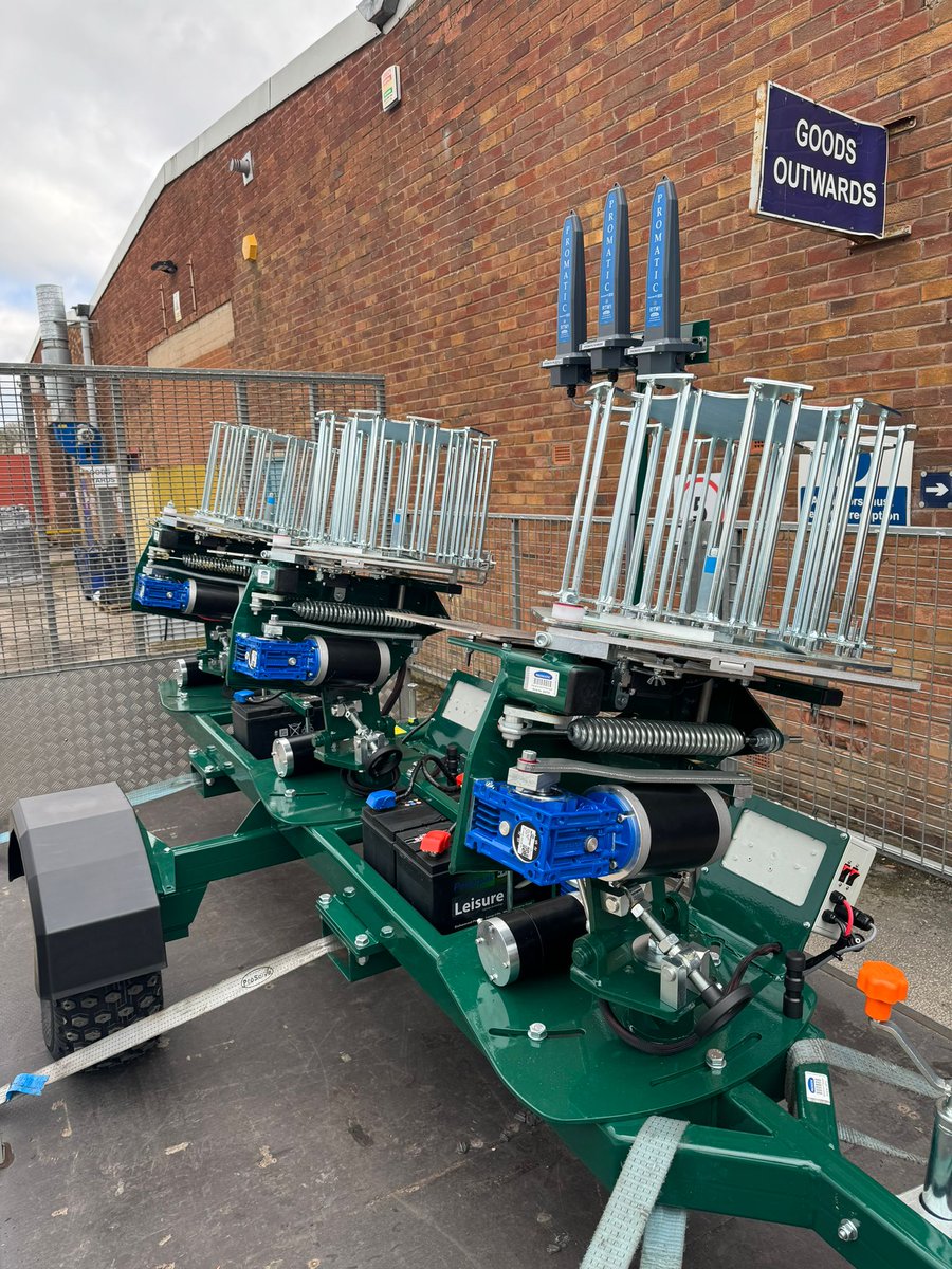 promaticltd's tweet photo. Peregrine Covey out the door to another happy customer 🥏🥏🥏 see the product here - https://t.co/qhcPJcw2ct
#simulatedgame #promatic #ClayShooting #happycustomer #peregrine #covey https://t.co/RBjraWWXrn