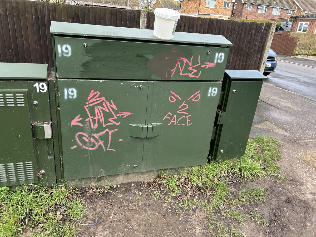 Well done to our 16, volunteers, young and old who picked 17 bags of rubbish from the streets of the Admirals estate. We also managed to clean up some graffiti that has appeared on a telecoms box (thank you to Thetford Council for the wipes). #lovewhereyoulive #keepbritaintidy