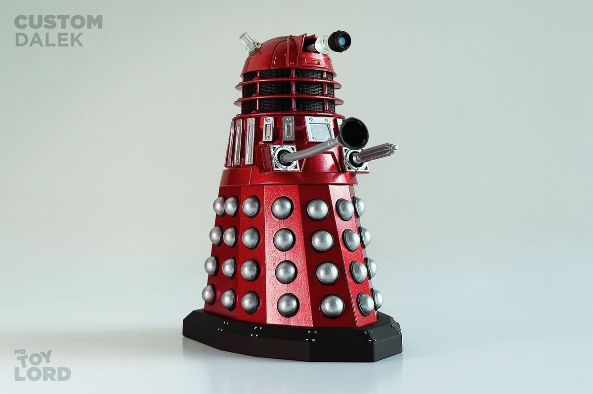 MrToyLord's tweet photo. CUSTOM DALEK
I’m continuing the custom showcase I started last year. Each month I’ll showcase one of my custom figures.
Today’s figure is a Dalek Scientist. Any questions, just ask.
—
#CustomDalek #Dalek #DalekScientist #Scientist #DoctorWho #ToyPhotography #MrToyLord https://t.co/Q0K86Ysj0m