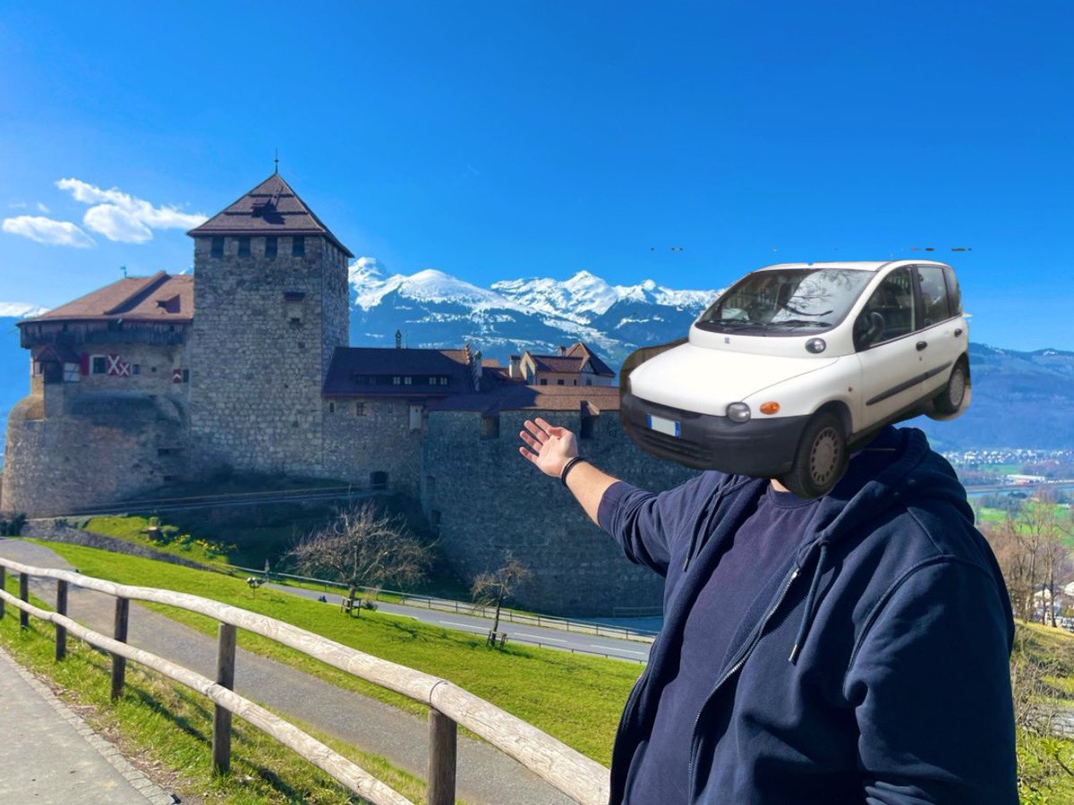 b_sichtstein's tweet photo. @TrilluXe So erkennt man dich doch besser! https://t.co/eLPVxwRDS1