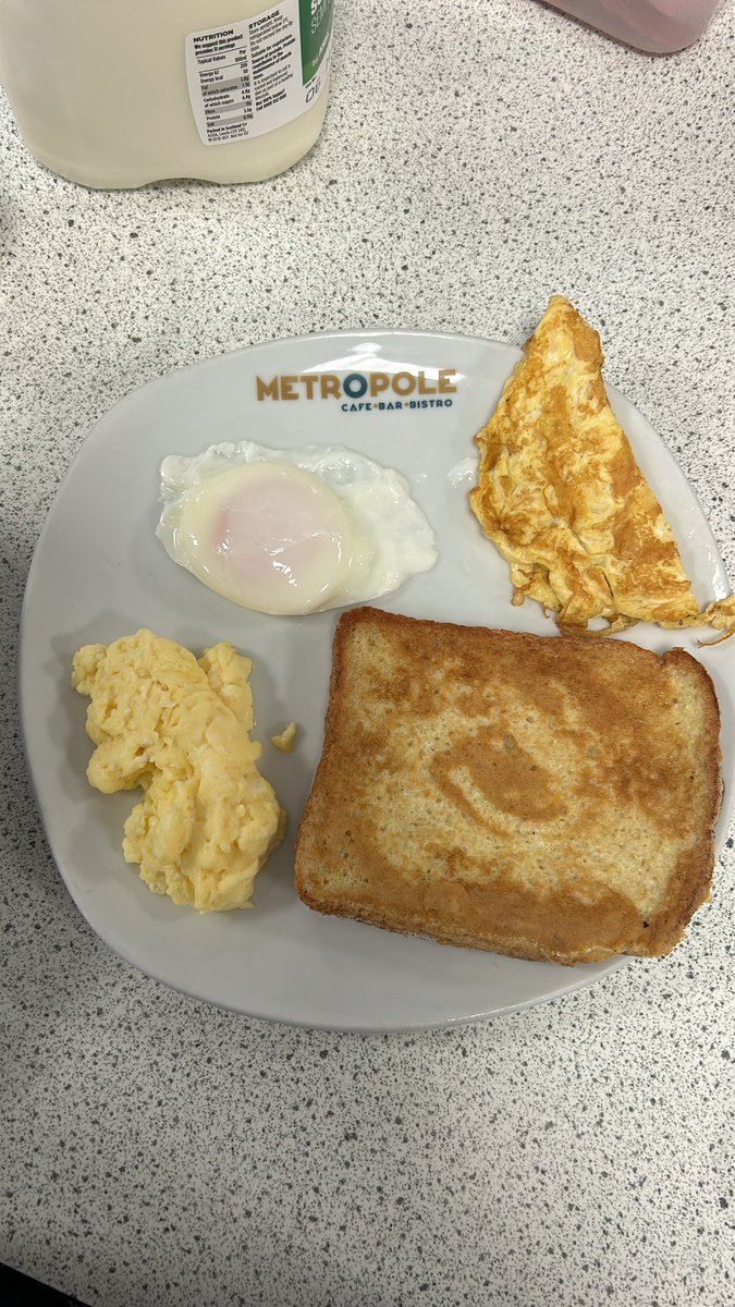 S1s learning how to make eggs 4 different ways, some eggselent work…..