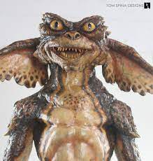 Hart010411's tweet photo. @SageKnowsAll You're an ugly gremlin.  No human would think in the sick way you do. https://t.co/6NdgkhYHYH