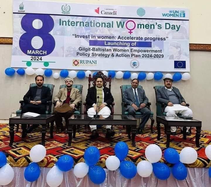 alymujeeb's tweet photo. Looks like the folks misread the invitation and thought it said 'International Men’s Day😆😁 https://t.co/OOVaqGSnzj