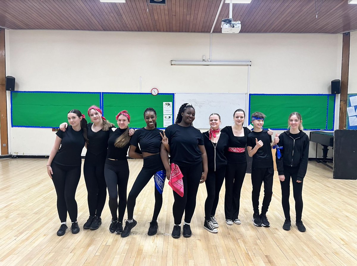 Cedars_Upper's tweet photo. Congratulations to Yr10 Dance Students on completing their group performance exam today! #danceexam #achievingexcellence @ChilternLT @LoveLeightonBuz @mjpGibbs @F_MLeah https://t.co/AqY78bxTdF
