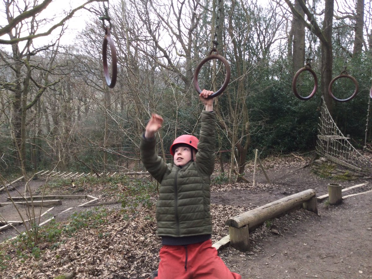 Last activities of our residential this morning with a low ropes course and wall climbing.