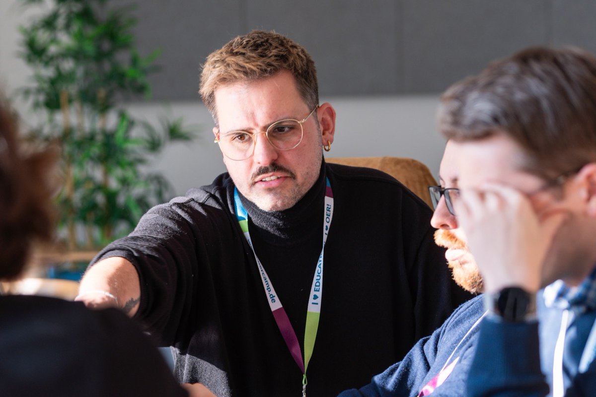 #OERcamp tweet media