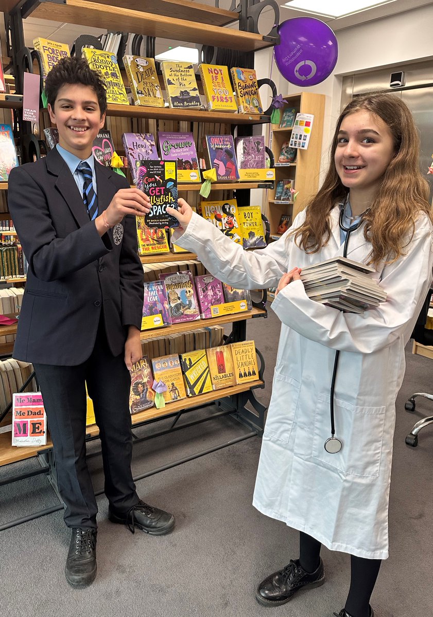 Congratulations William👏It's great that you are always 'ready and raring to go' - you never know what might be required in the Library. On #WorldBookDay our pupil librarians @IbstockSenior became book doctors to issue emergency reading prescriptions! 🩺😀@uksla @TSBA_UK 📚