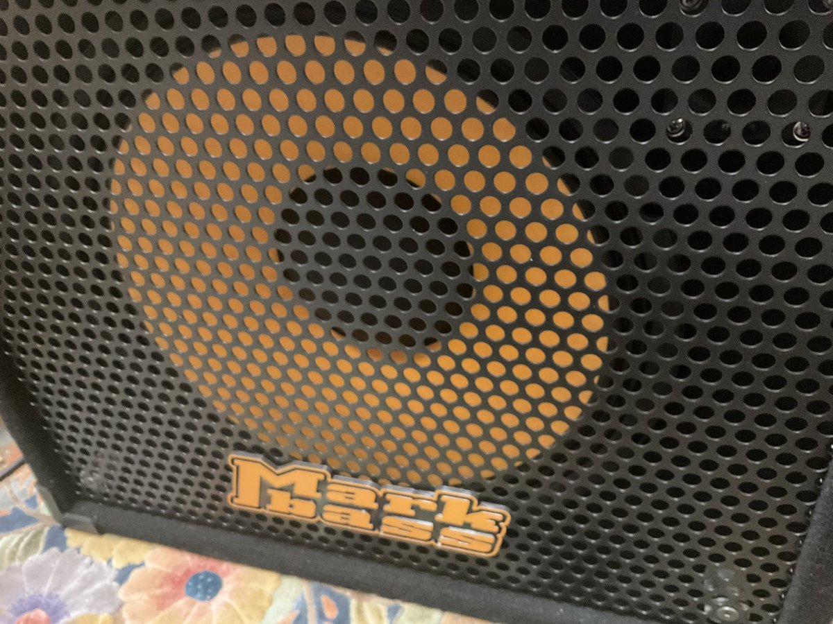 KTM819O4's tweet photo. #Roland #ハイハットペダル #電子ドラム #FD8 #tcerectronic #RH750 #MarkBass 
ハイハットペダルが来て嬉しい！(´∀｀*)／
電子ドラムはベース用アンプにつないでいます https://t.co/4EKYNEbQcE