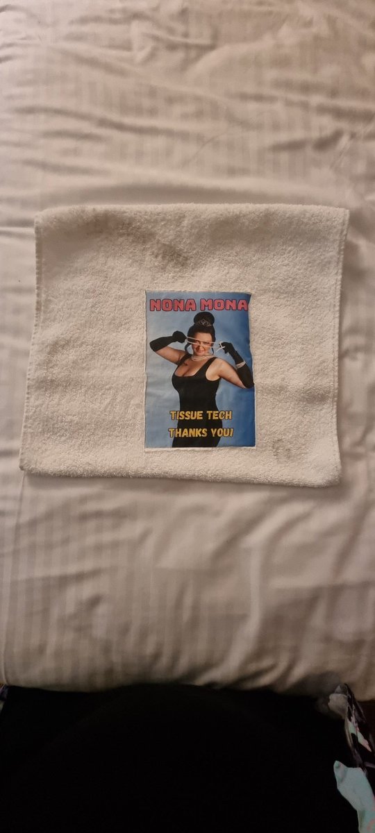 <a href="/missnonamona/">Nona Mona</a> "My First Pearl Necklace". Adelaide Fringe. Go see it, it's a hoot! I even scored myself a cum rag 🤣🤣🤣